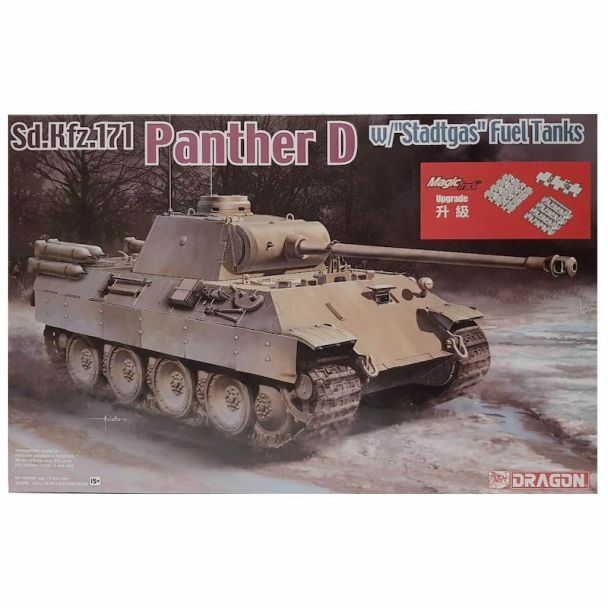 Dragon 1/35 Panther D with "Stadtgas" Fuel Tanks # 6881