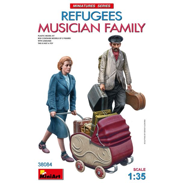 Miniart 1/35 Refugees, Musician Family # 38084